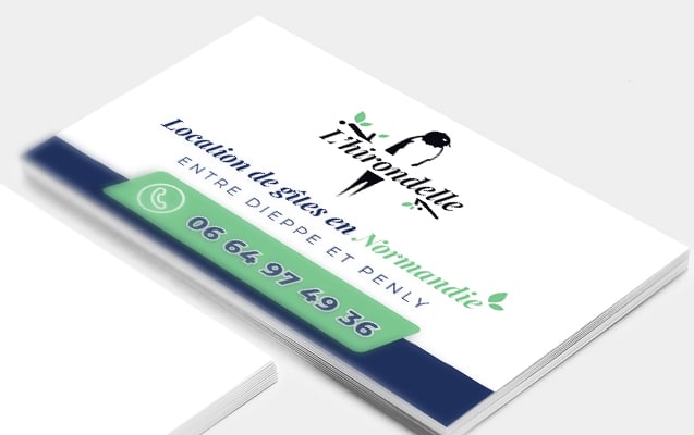 Logo sur une bonne carte de visite professionnelle