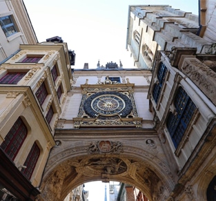 Ville de Rouen avec le gros horloge